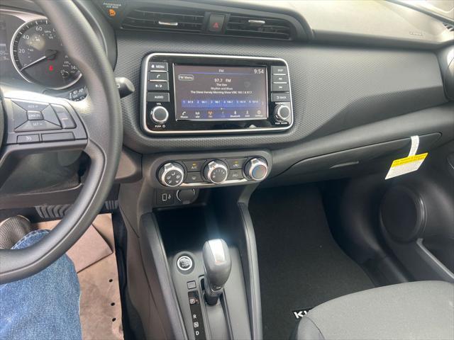 new 2025 Nissan Kicks car, priced at $23,760