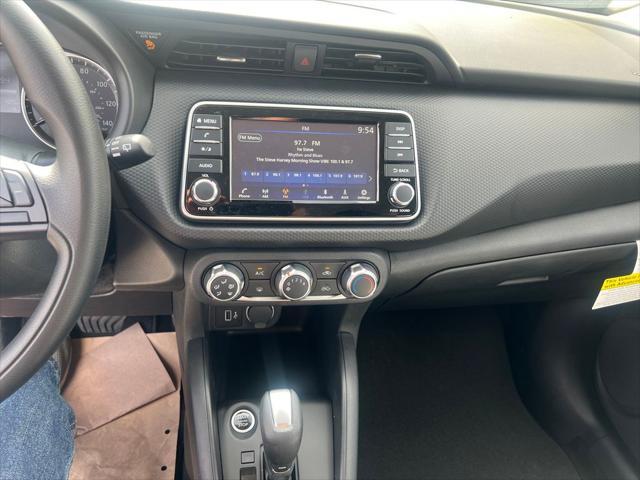 new 2025 Nissan Kicks car, priced at $23,829