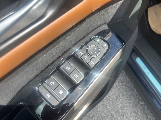 new 2025 Nissan Pathfinder car, priced at $50,004