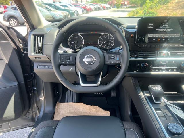 new 2025 Nissan Pathfinder car, priced at $43,217