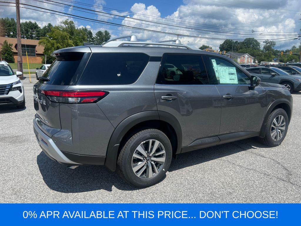 new 2025 Nissan Pathfinder car, priced at $43,217
