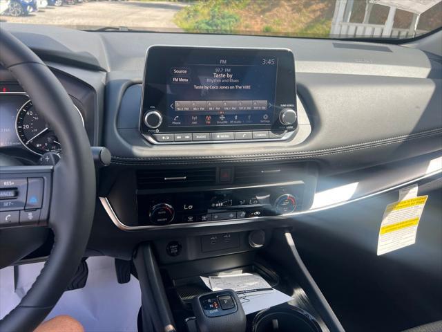 new 2025 Nissan Rogue car, priced at $30,943