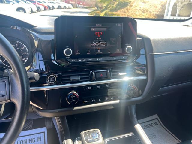 used 2022 Nissan Pathfinder car, priced at $30,987