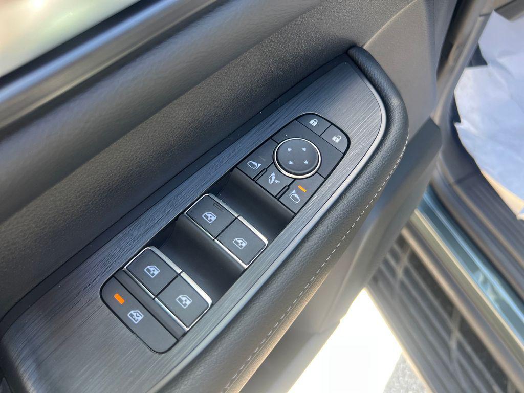 new 2025 Nissan Armada car, priced at $73,024