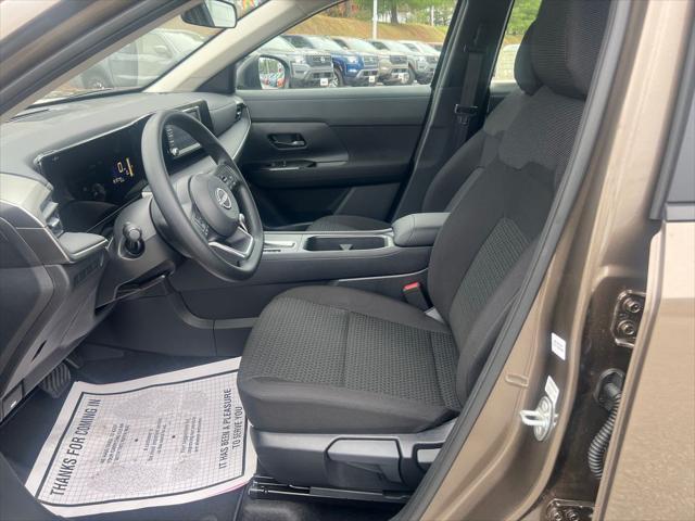 new 2025 Nissan Kicks car, priced at $25,254