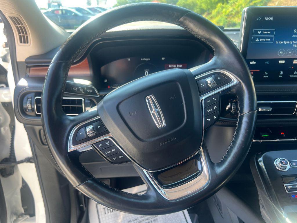 used 2022 Lincoln Nautilus car, priced at $34,987