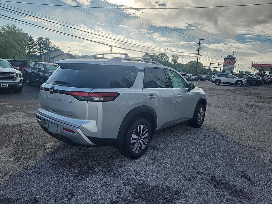 new 2024 Nissan Pathfinder car, priced at $43,164