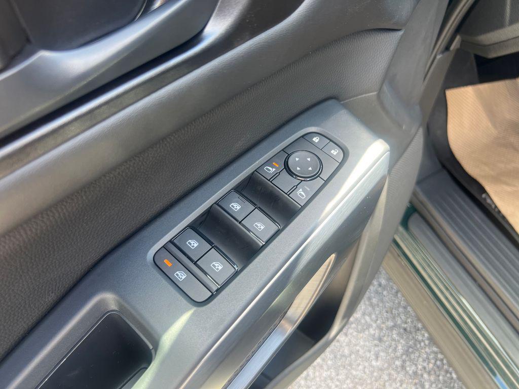 new 2025 Nissan Pathfinder car, priced at $42,873
