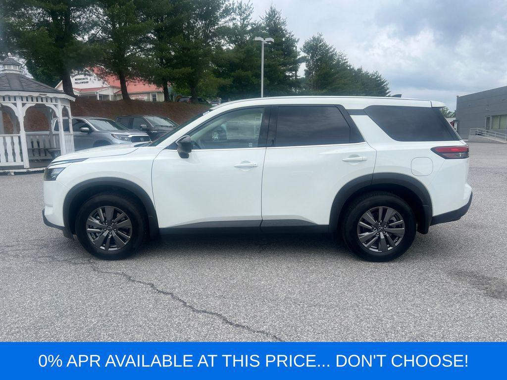 new 2025 Nissan Pathfinder car, priced at $36,983