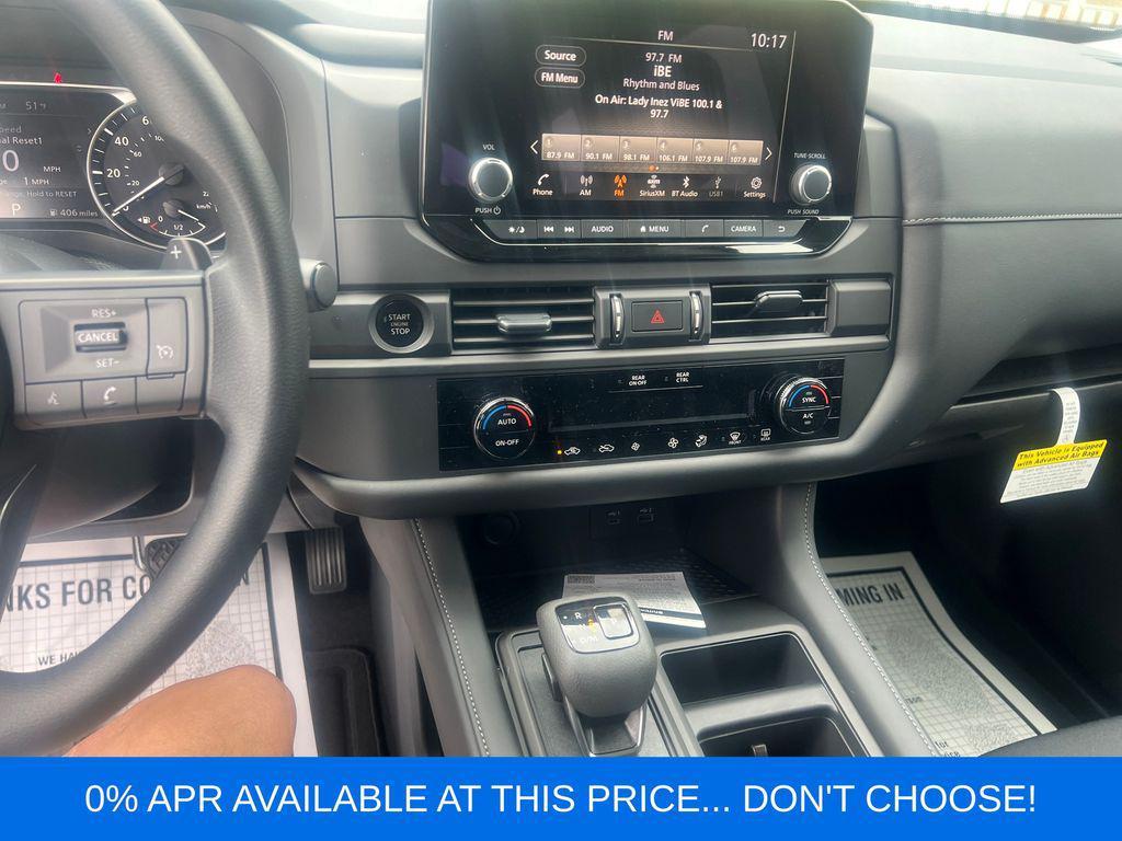new 2025 Nissan Pathfinder car, priced at $36,983