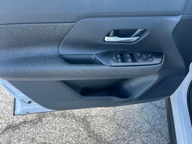 new 2025 Nissan Kicks car, priced at $26,809