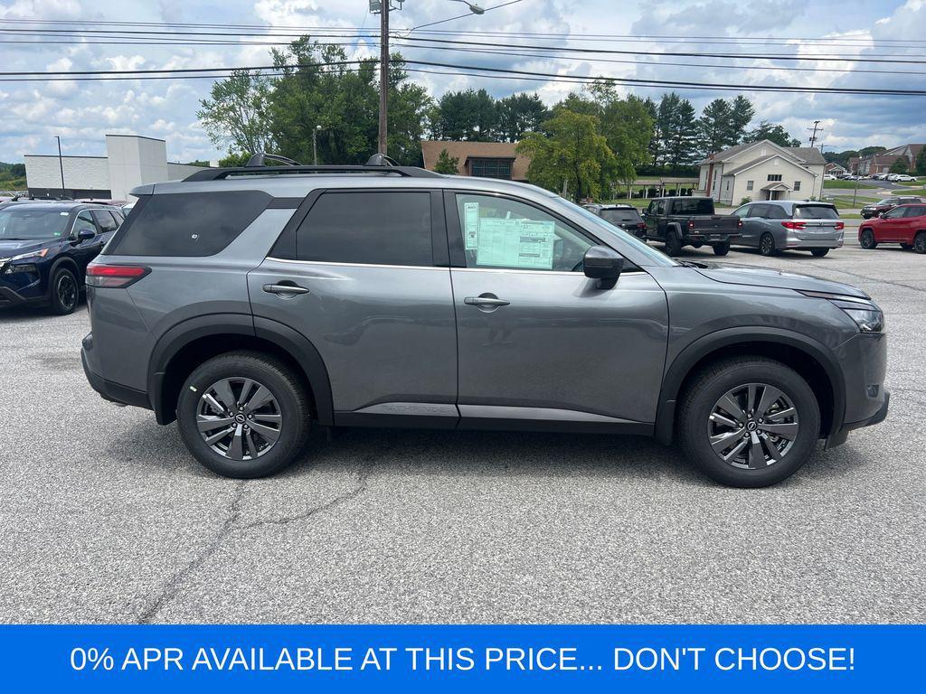 new 2025 Nissan Pathfinder car, priced at $40,168