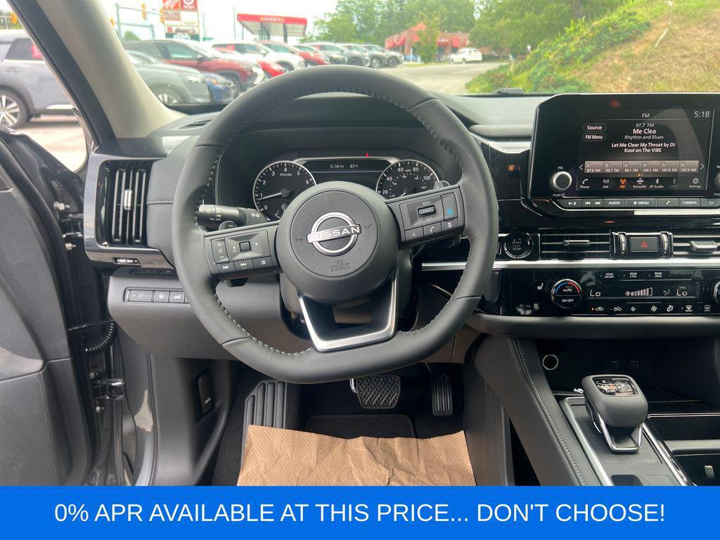 new 2025 Nissan Pathfinder car, priced at $40,168