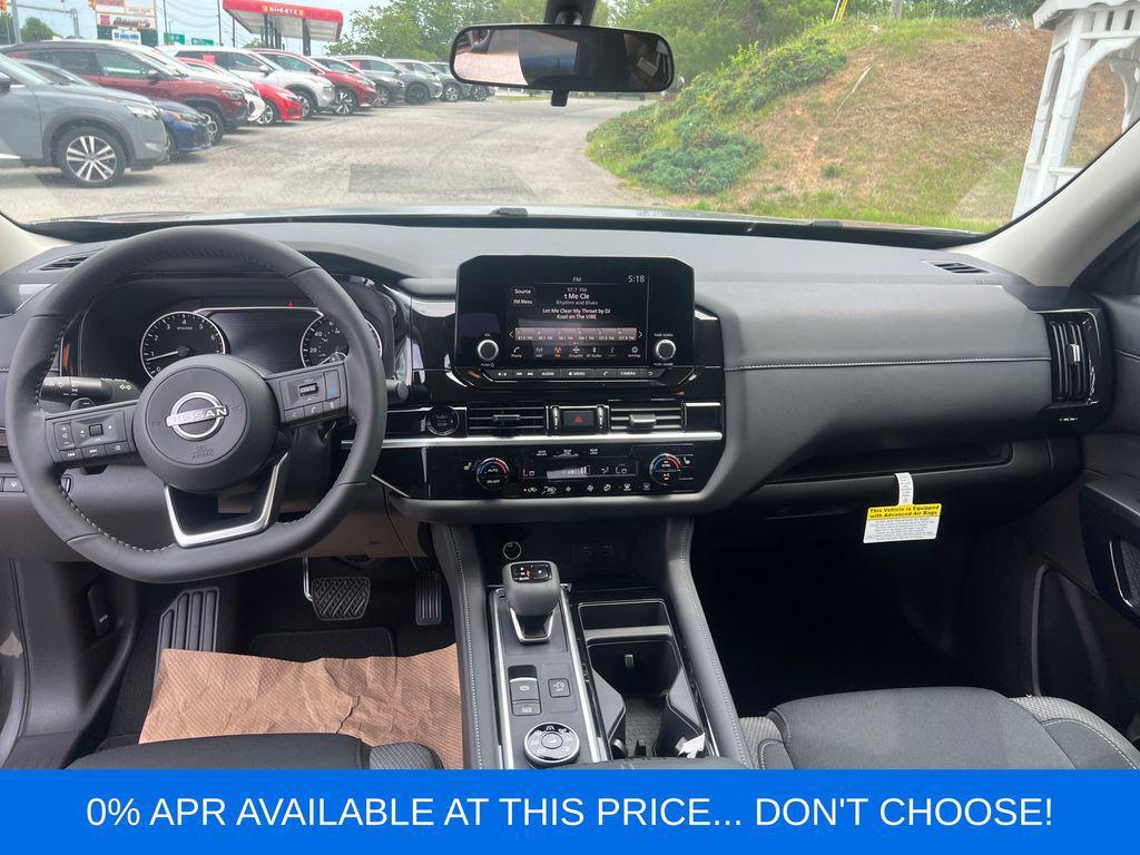 new 2025 Nissan Pathfinder car, priced at $40,168