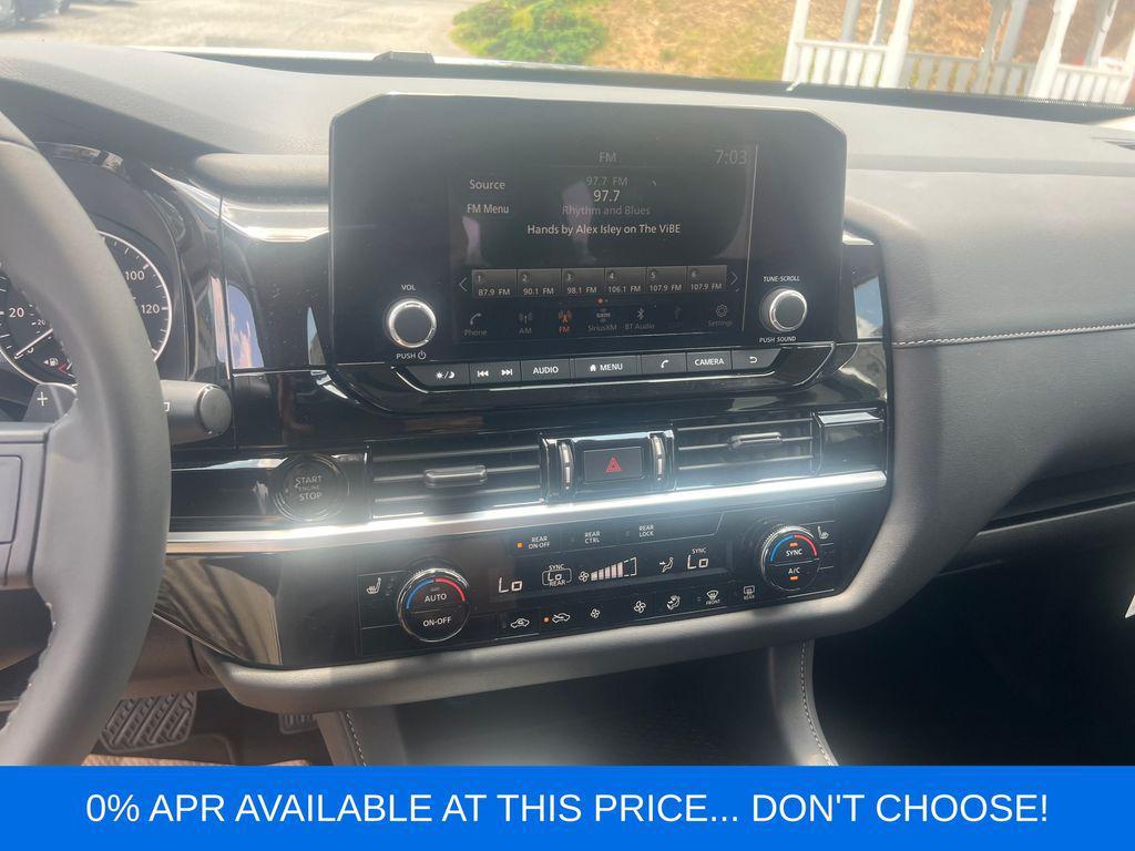 new 2025 Nissan Pathfinder car, priced at $40,168