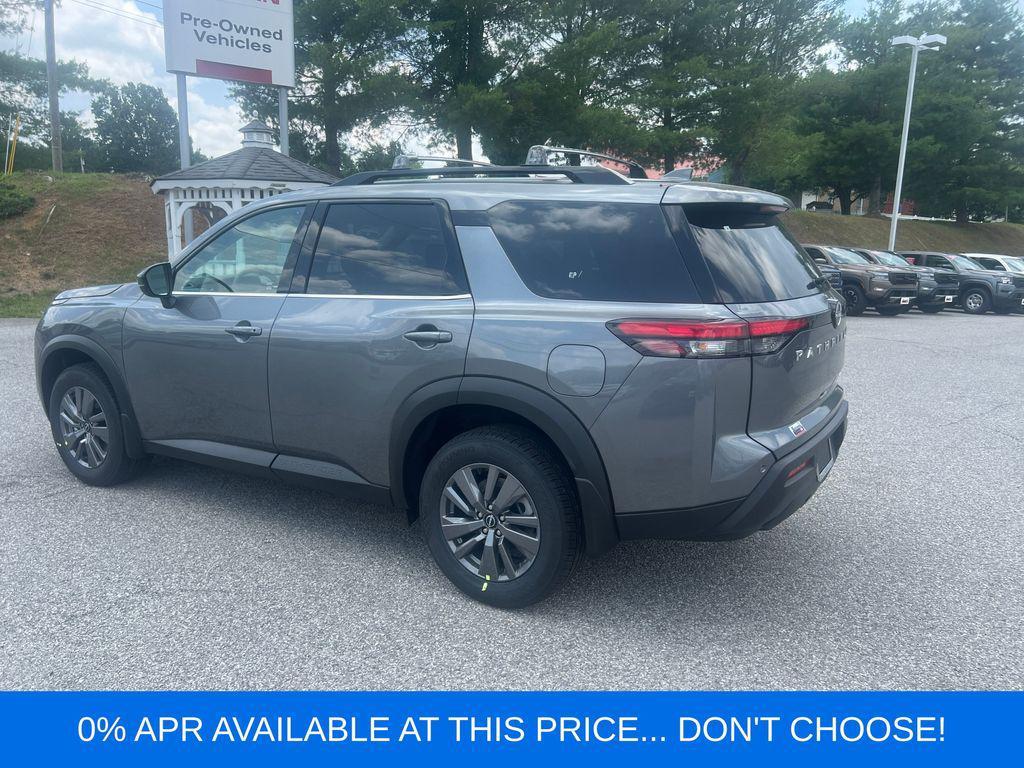 new 2025 Nissan Pathfinder car, priced at $40,168