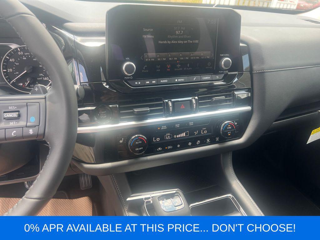 new 2025 Nissan Pathfinder car, priced at $40,168