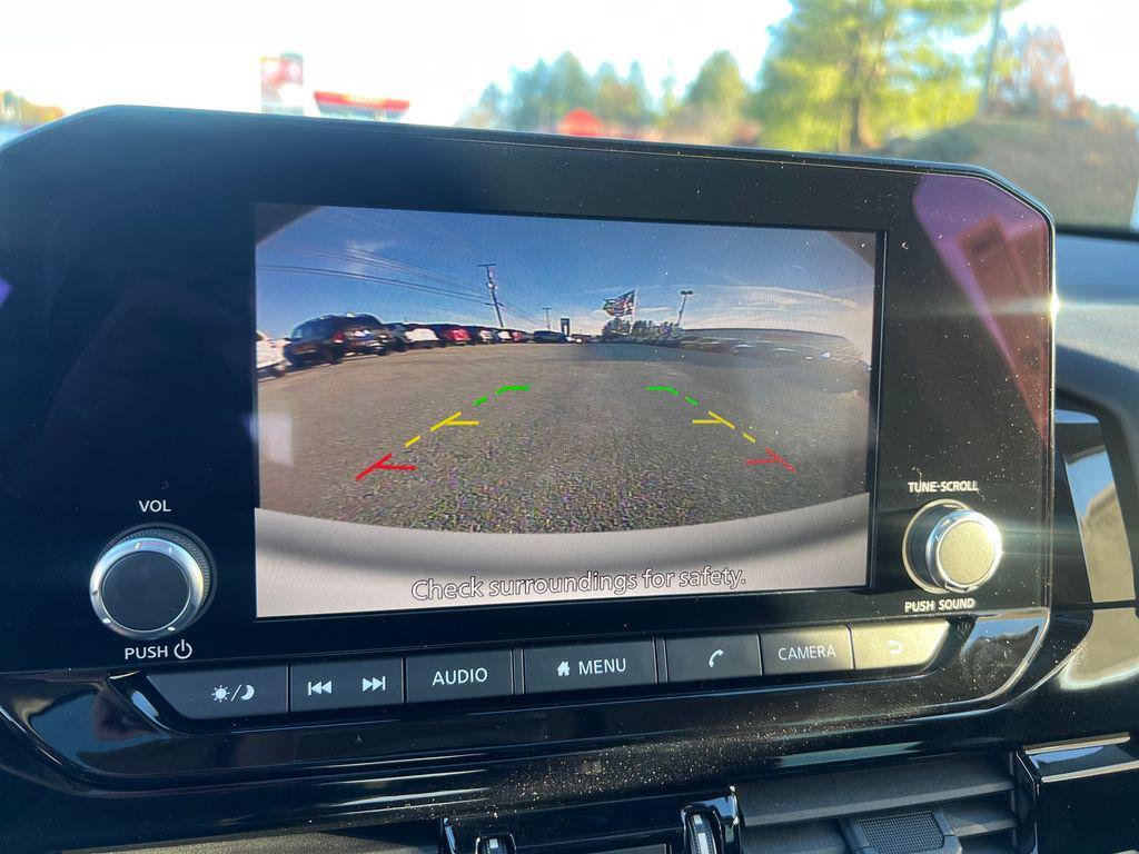 new 2025 Nissan Pathfinder car, priced at $36,879