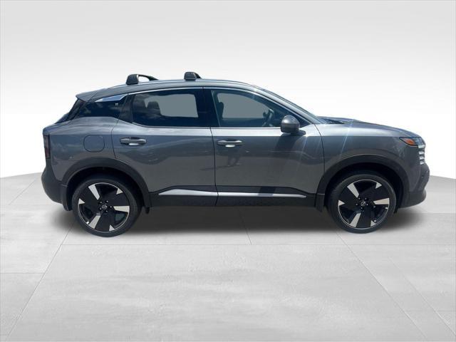 new 2025 Nissan Kicks car, priced at $29,318