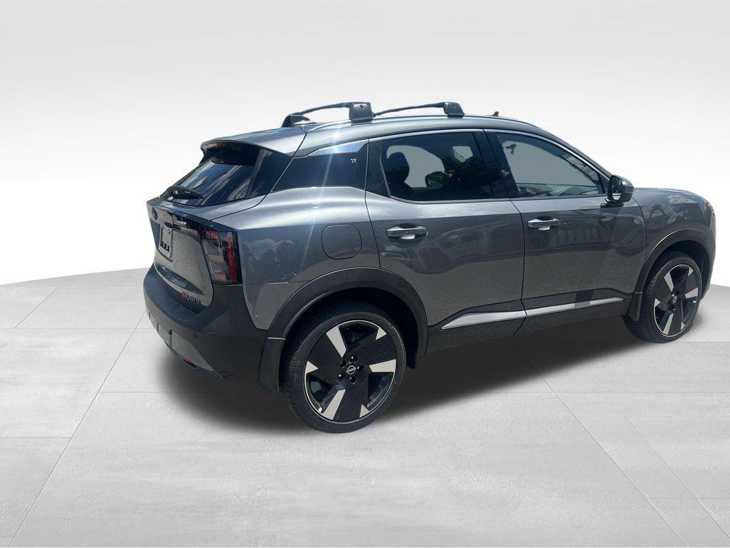 new 2025 Nissan Kicks car, priced at $28,118