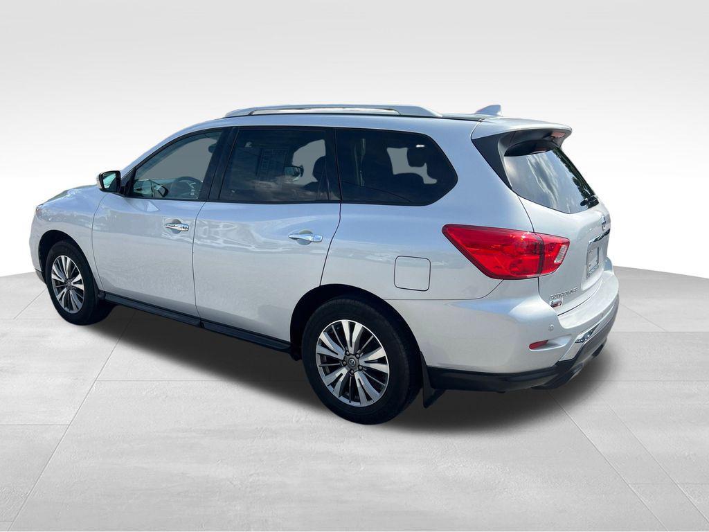used 2019 Nissan Pathfinder car, priced at $20,987