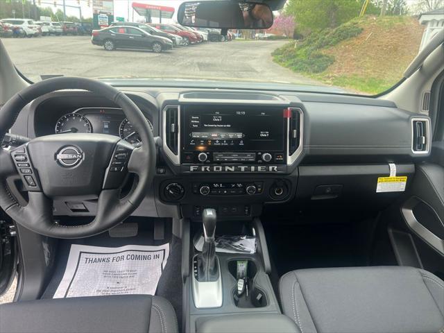new 2025 Nissan Frontier car, priced at $41,509