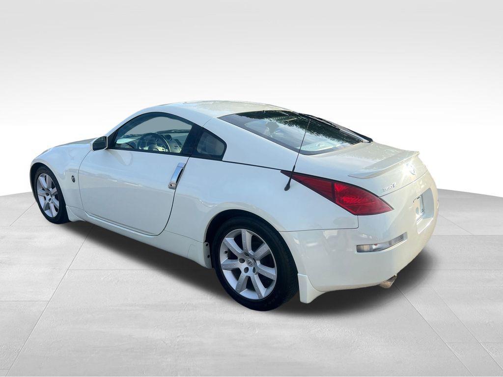 used 2004 Nissan 350Z car, priced at $12,987