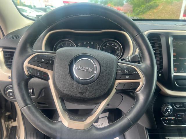 used 2015 Jeep Cherokee car, priced at $9,987