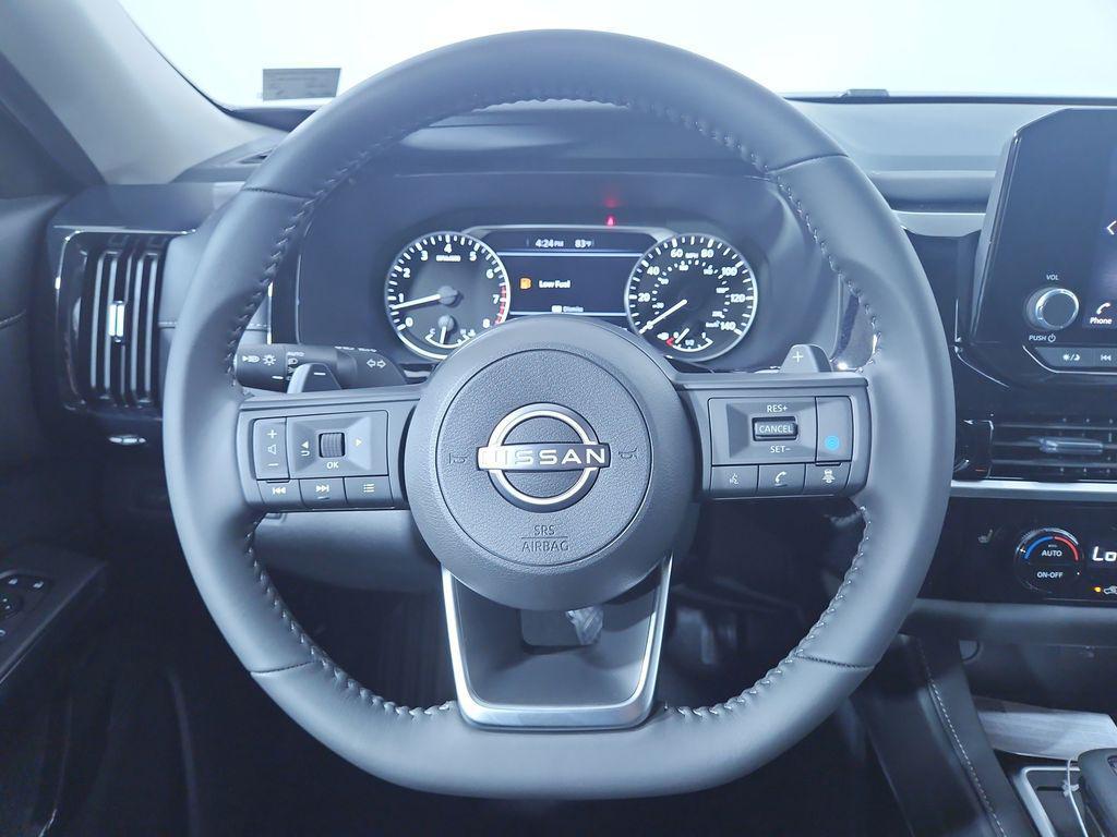 new 2025 Nissan Pathfinder car, priced at $36,493