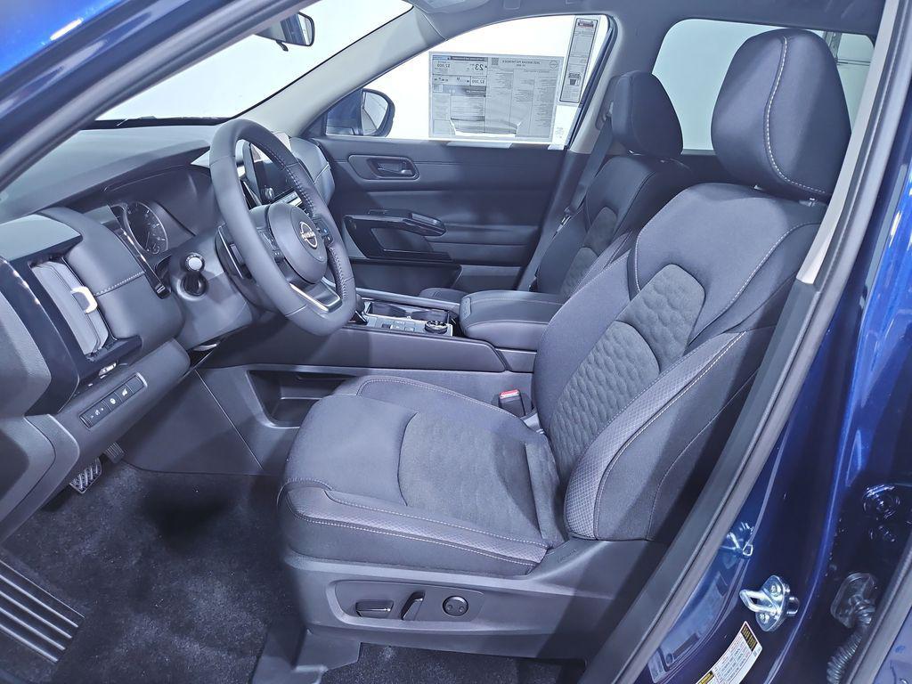 new 2025 Nissan Pathfinder car, priced at $36,493