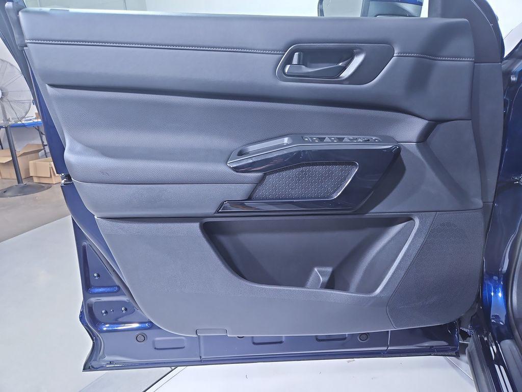new 2025 Nissan Pathfinder car, priced at $36,493
