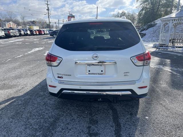 used 2015 Nissan Pathfinder car, priced at $9,995