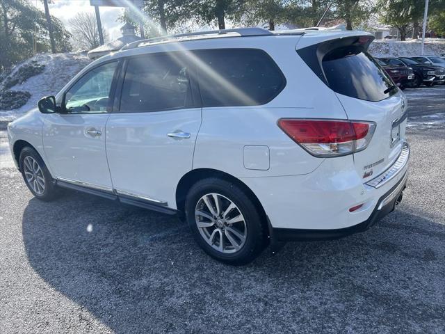 used 2015 Nissan Pathfinder car, priced at $9,995