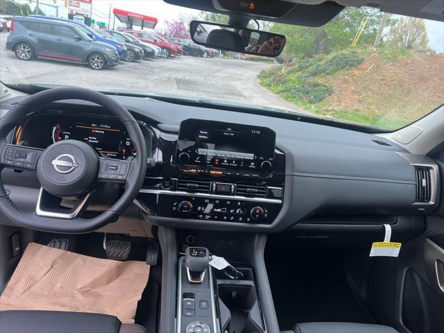 new 2025 Nissan Pathfinder car, priced at $49,239