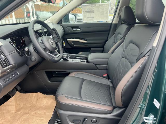 new 2025 Nissan Pathfinder car, priced at $49,239