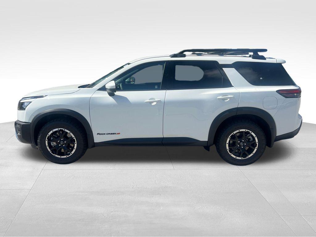 new 2025 Nissan Pathfinder car, priced at $36,873