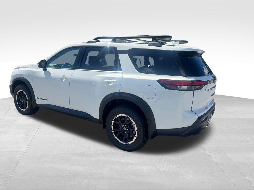 new 2025 Nissan Pathfinder car, priced at $36,873