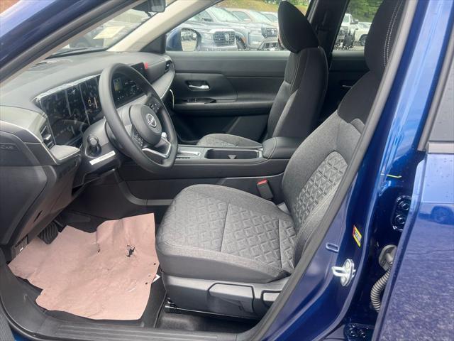 new 2025 Nissan Kicks car, priced at $25,355