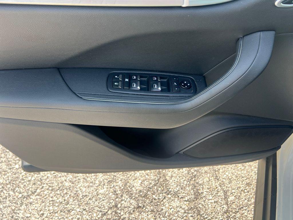 used 2022 Maserati Levante car, priced at $43,798