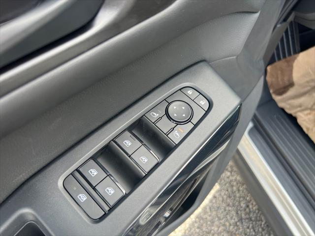 new 2025 Nissan Pathfinder car, priced at $37,104