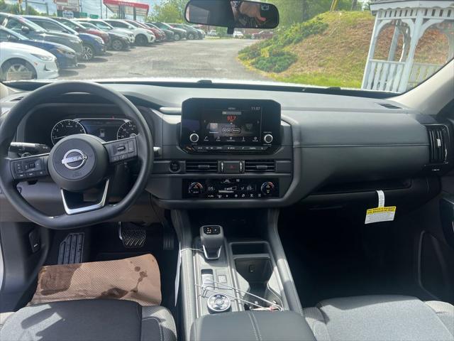 new 2025 Nissan Pathfinder car, priced at $37,104