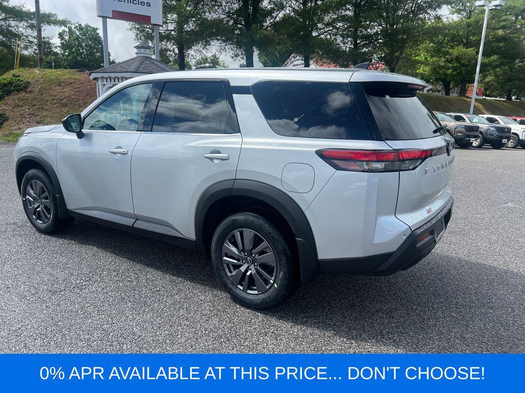 new 2025 Nissan Pathfinder car, priced at $36,904