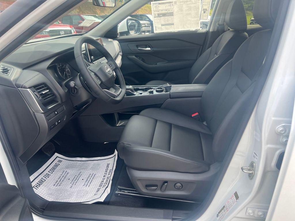 new 2025 Nissan Rogue car, priced at $28,479