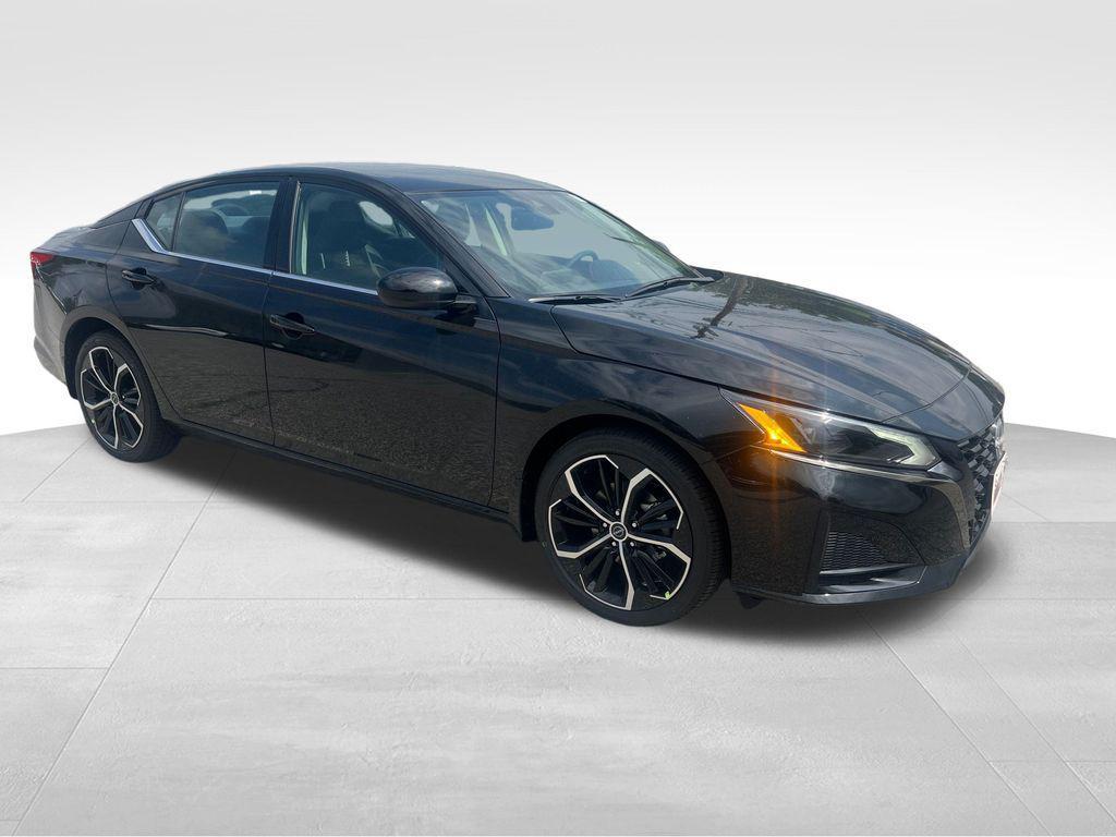 new 2025 Nissan Altima car, priced at $28,048