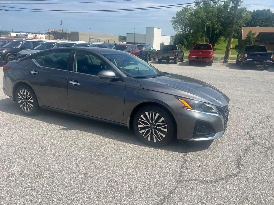 new 2024 Nissan Altima car, priced at $26,692