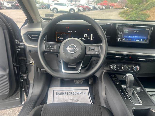 new 2025 Nissan Kicks car, priced at $24,178
