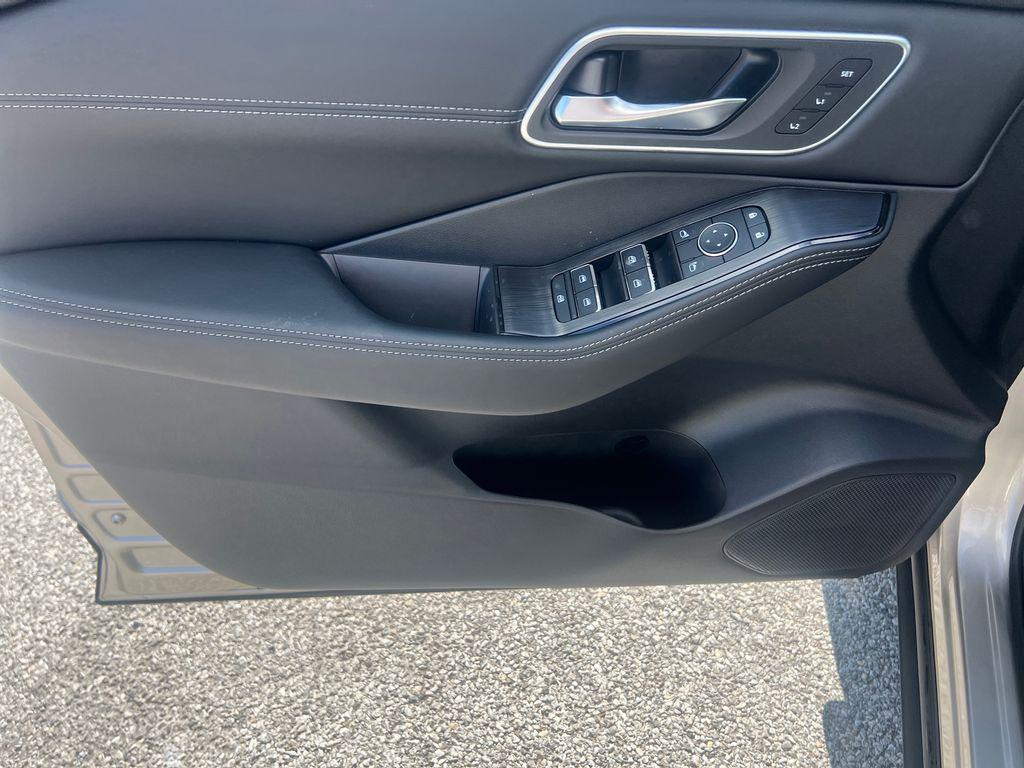 new 2026 Nissan Rogue car, priced at $43,385