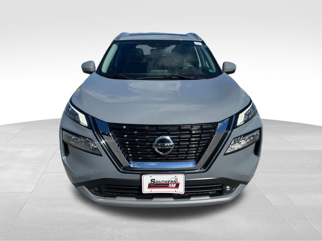 used 2021 Nissan Rogue car, priced at $22,987