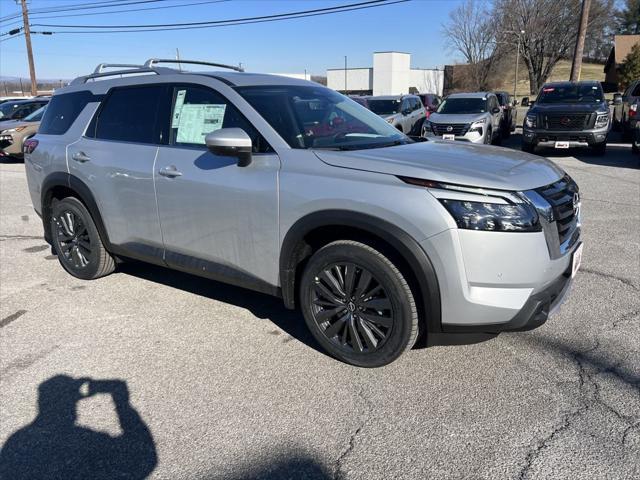 new 2025 Nissan Pathfinder car, priced at $46,821