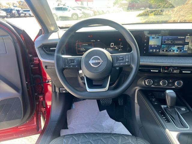 new 2025 Nissan Kicks car, priced at $27,587